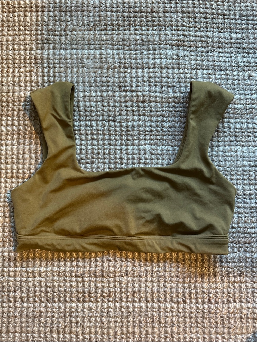 aerie Offline Scoop Cap Sleeve Sports Bra in Olive XL